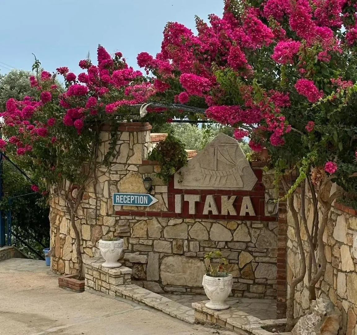 Itaka Hotel Lukova  Lukovë
