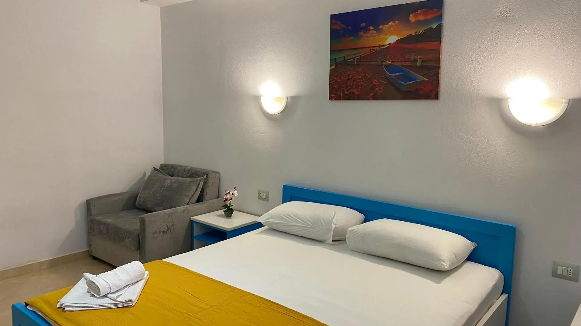 ***  Itaka Hotel Lukova Albânia