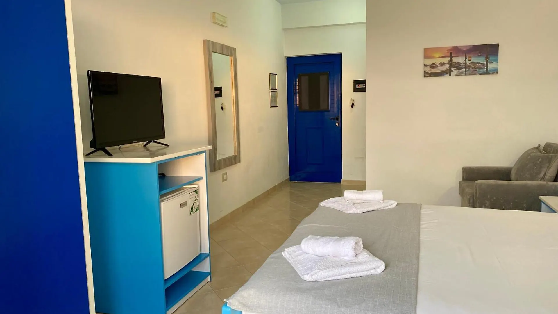 ***  Itaka Hotel Lukova Albania